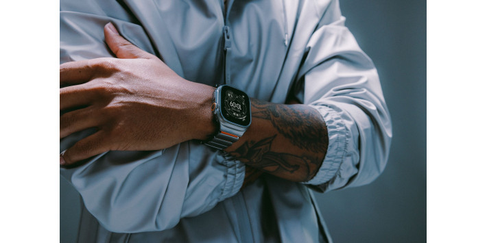 Stratos Band: Історія за межами дизайну від Nomad