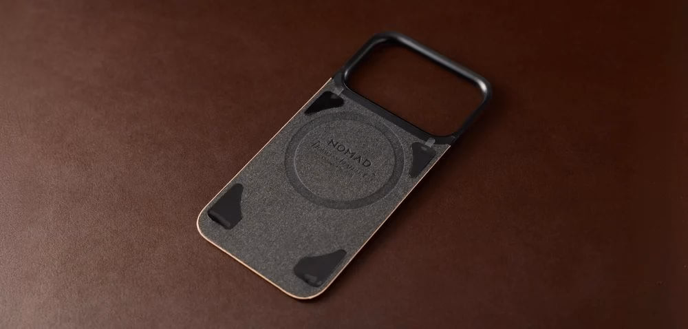 Внутрішній матеріал та мікрофібра Nomad Magnetic Back Horween Rustic Brown