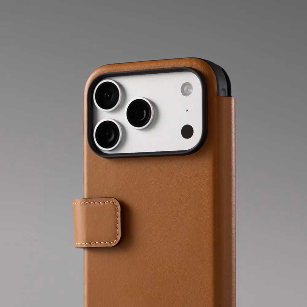 Верхняя часть чехла Nomad Modern Folio Camino полубоком