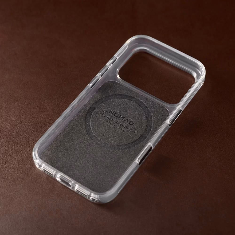 Внутренняя подкладка из микрофибры в чехле Nomad Clear Horween