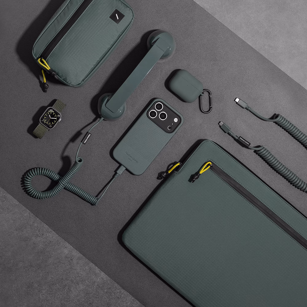 Екосистема аксесуарів Native Union у кольорі Slate Green