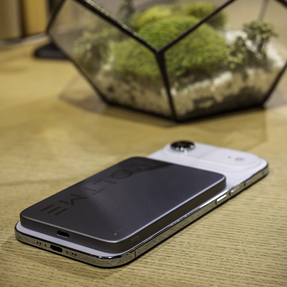 Ультратонкий павербанк Voltme Hypercore 6.5mm