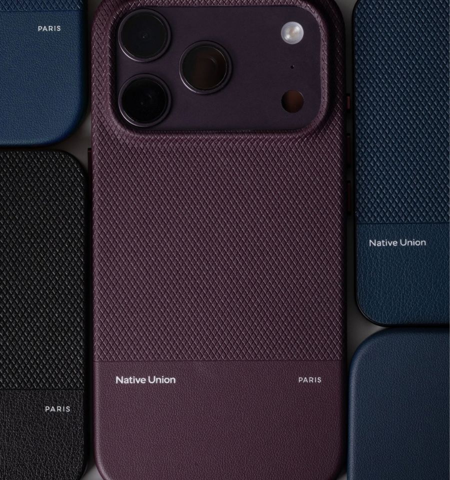 Чохол Native Union (Re)Classic для iPhone 18 у глибокому винному відтінку Burgundy з перехресною текстурою