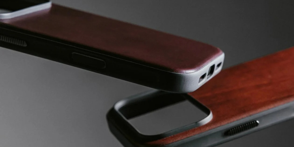 Різниця між шкірою Horween та Camino для чохлів Nomad