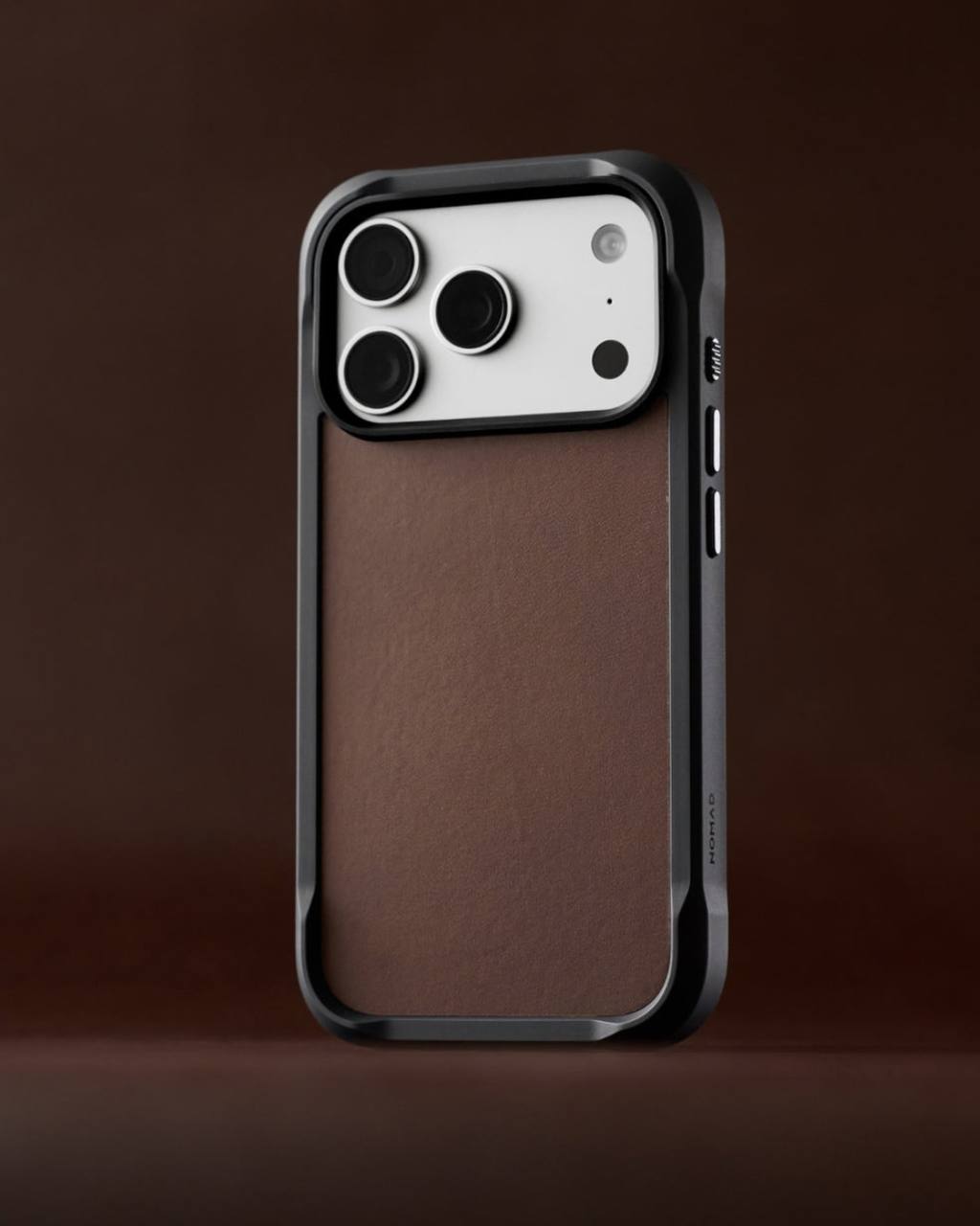 Чохол Nomad Rugged Leather Case для iPhone 18 Pro
