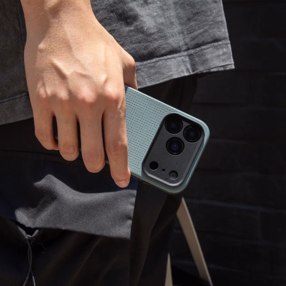 Native Union Active Case