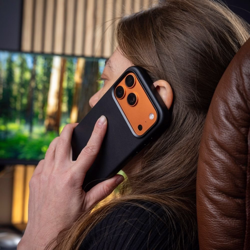 Кожаный чехол Nomad Modern Black для iPhone 17 Pro Max - 2