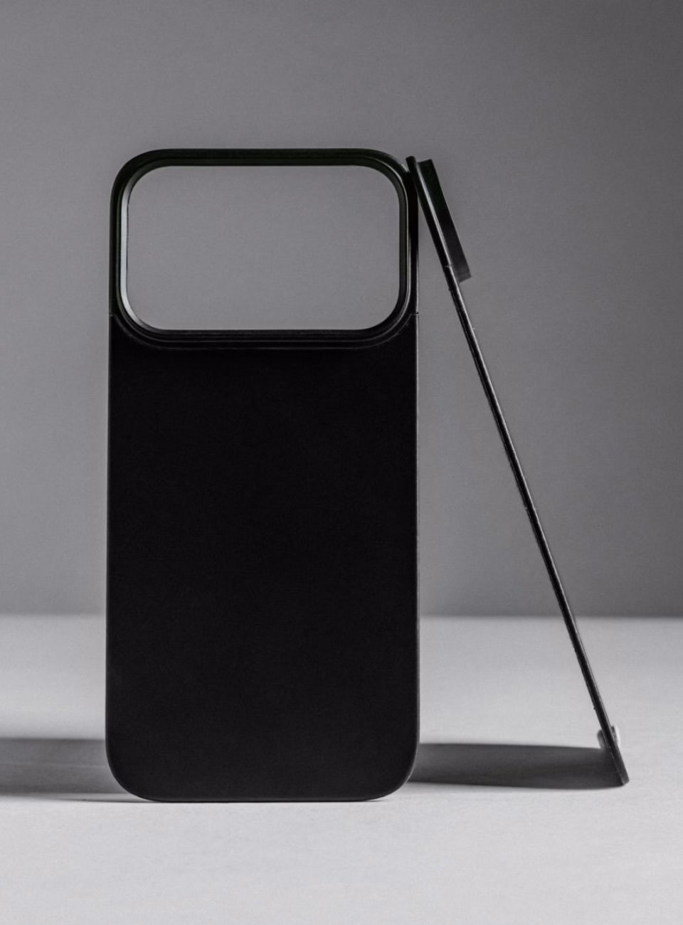 Шкіряний чохол Nomad Magnetic Horween Black для iPhone 17 Pro - 2