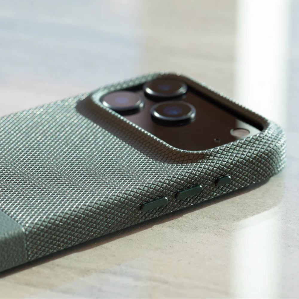 Native Union RE Classic Case