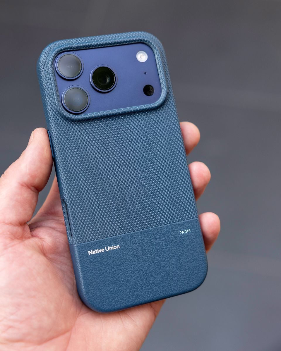 Native Union RE Classic Case