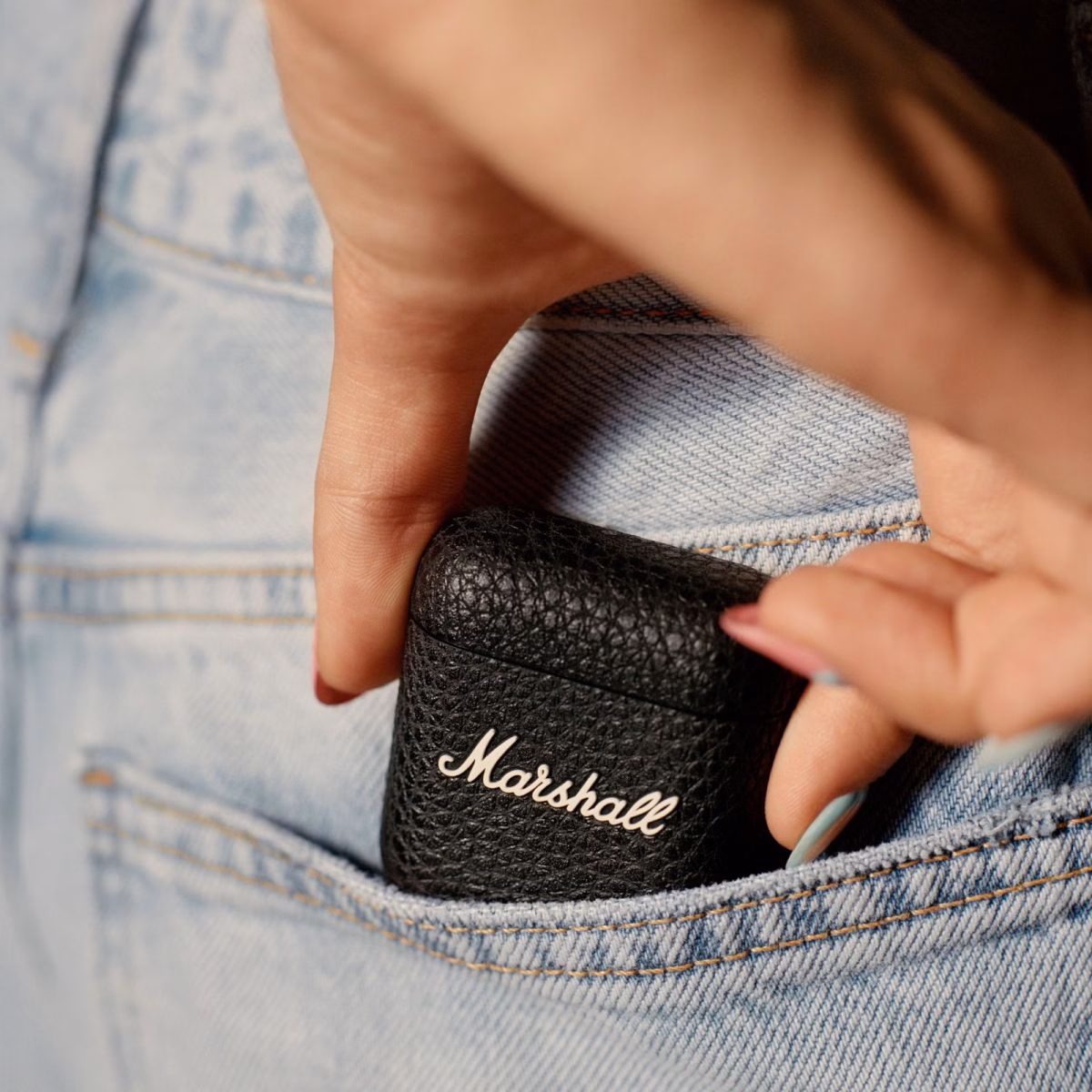 Зарядний кейс Marshall Minor IV з бездротовою зарядкою